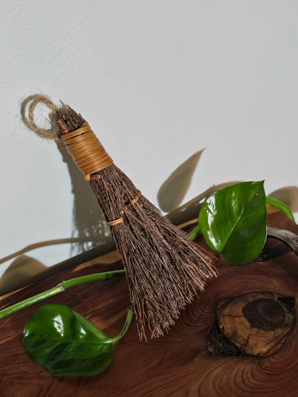 Cinnamon Scented Mini Brooms – Set of 5 | Cottagecore, Witchy, & Boho Decor - Picture 10 of 13